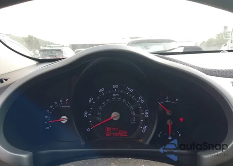 2015 Kia Sportage Lx z USA, uszkodzony, nr VIN KNDPBCAC5F7727816